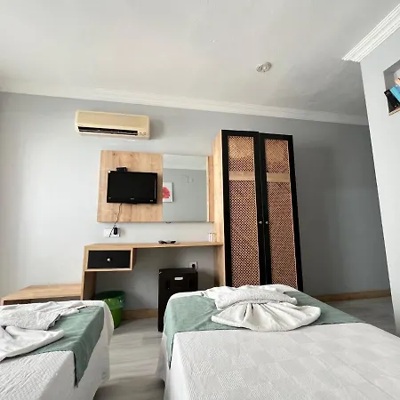 Ibrahim Bey מלון