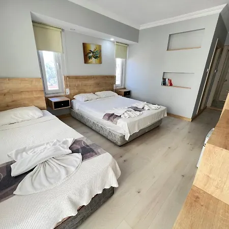 Ibrahim Bey מלון 3*